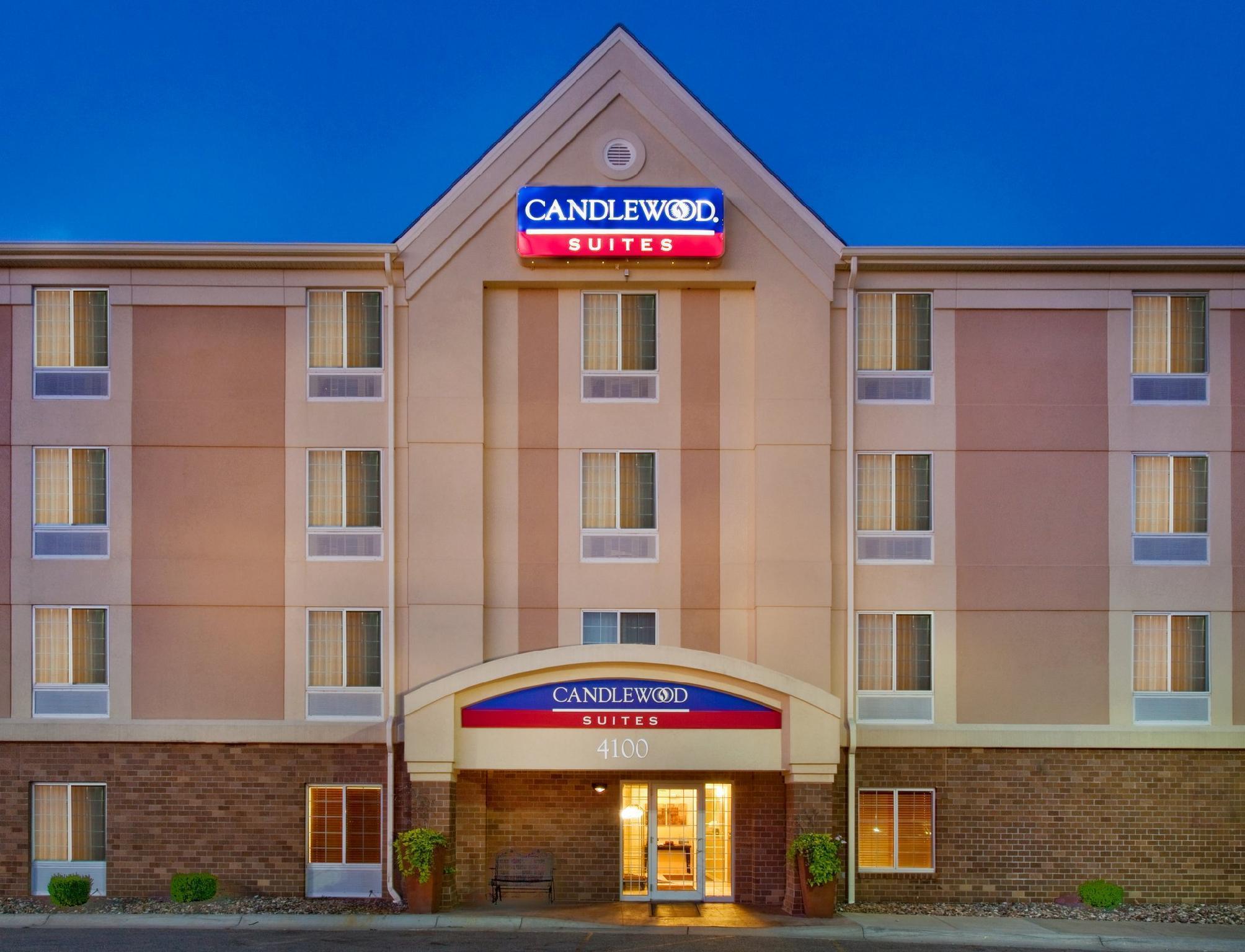 Candlewood Suites Lincoln By Ihg Exterior photo