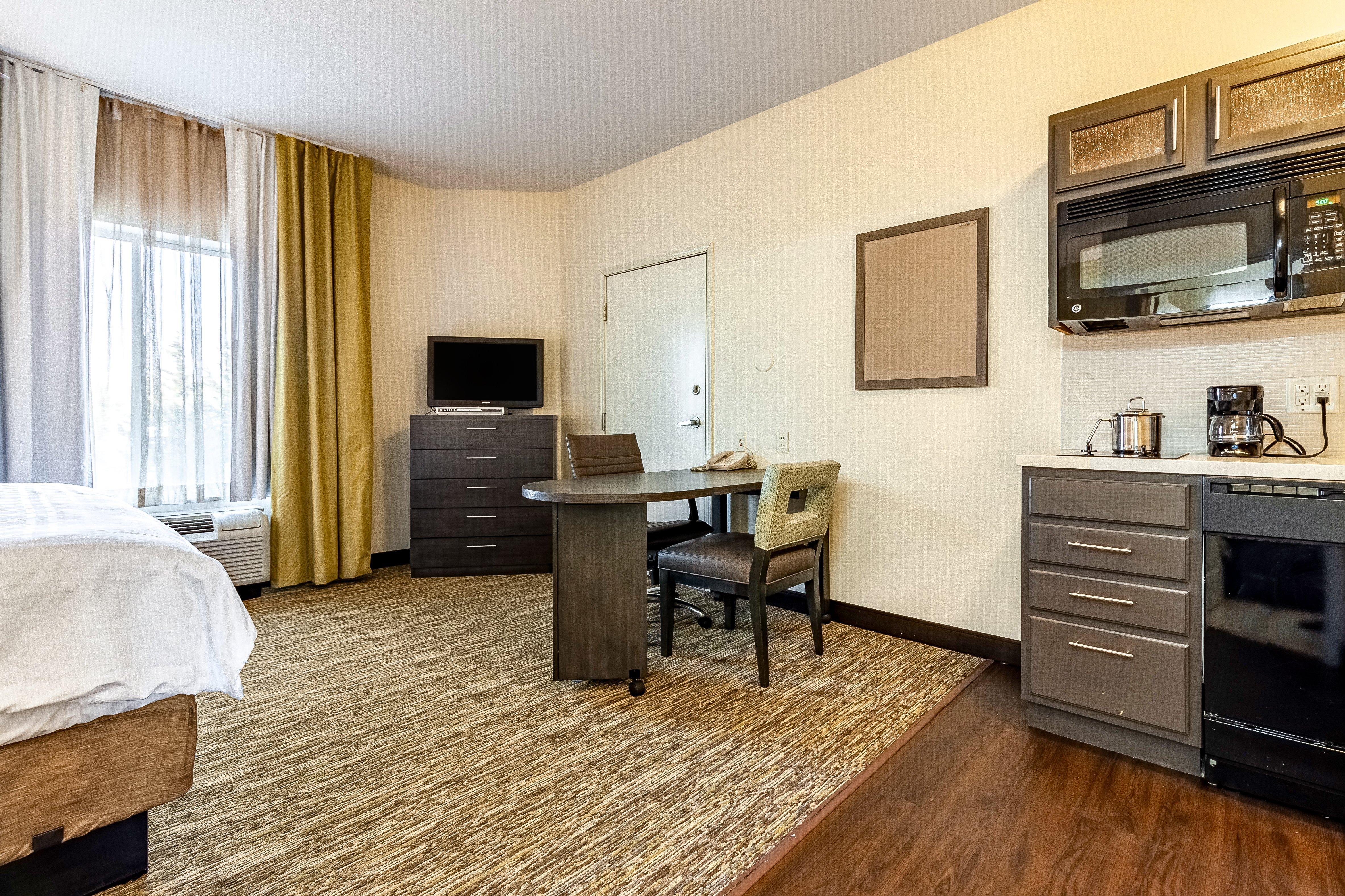 Candlewood Suites Lincoln By Ihg Exterior photo